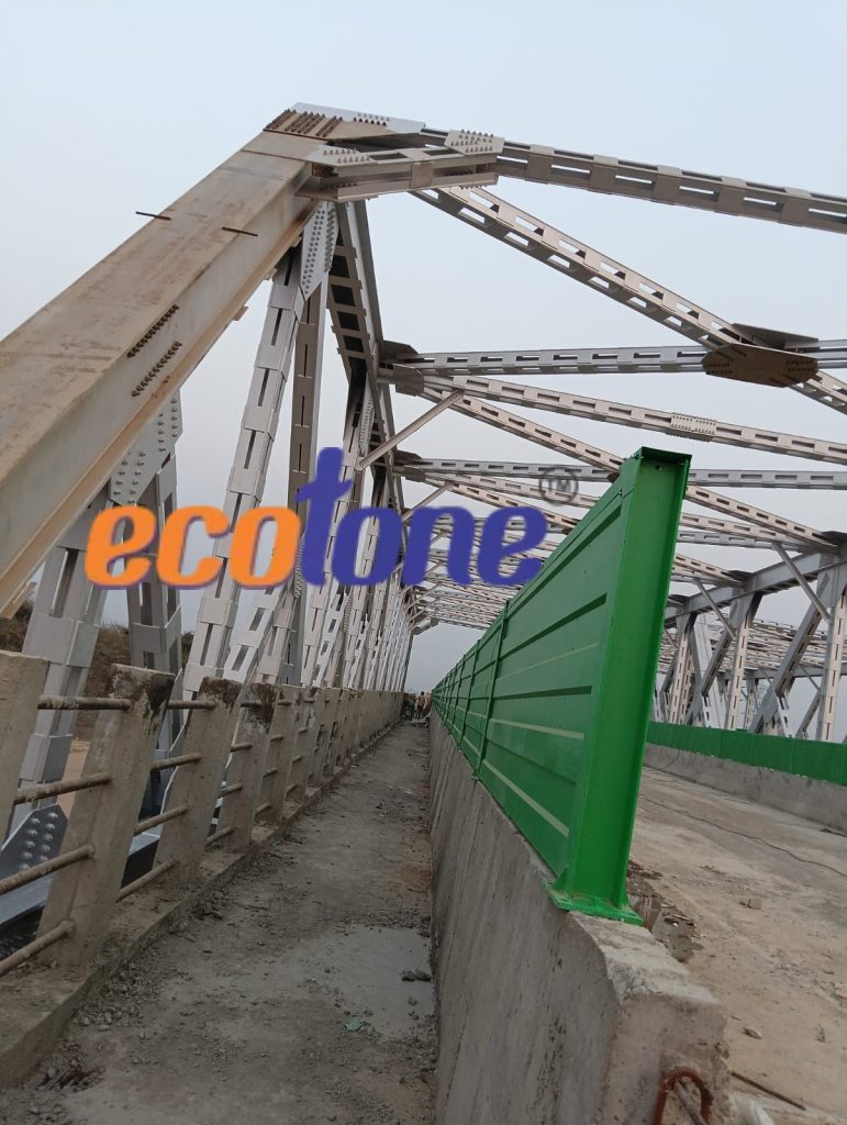Noise Barrier Installation